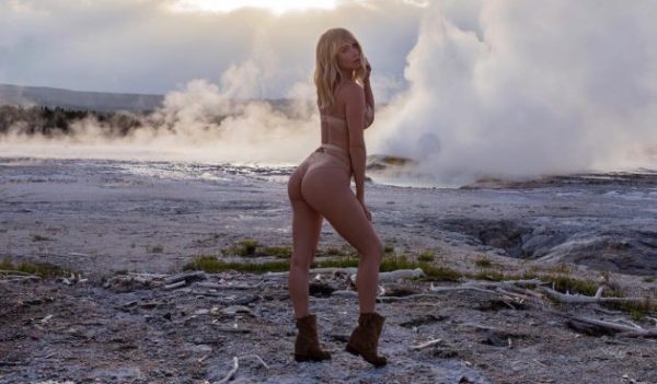 Sara Jean Underwood Breaking the Law at Yellowstone – 24 Pictures