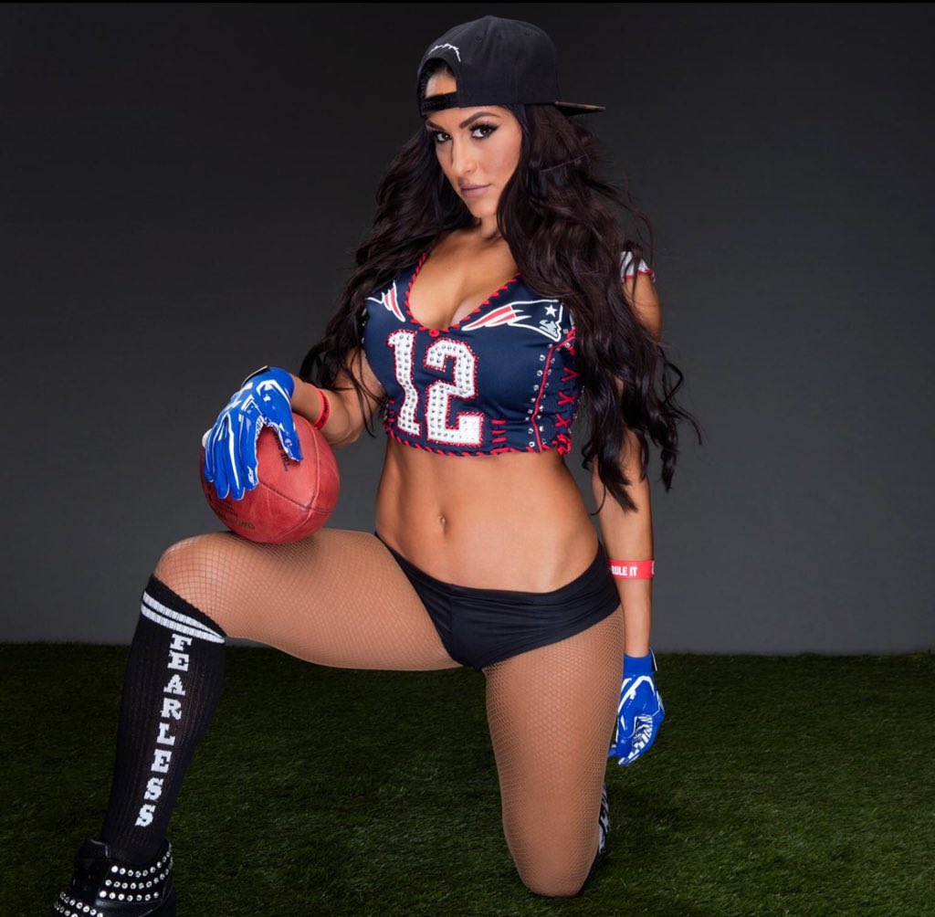 WWE's Nikki Bella Is This Week's Timeless Tuesday Hottie