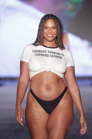 Curvy Goddesses In The 60th-Anniversary Sports Illustrated Swimsuit Issue