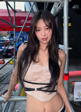 Blackpink's Jennie Kim Deserves A Friday Feature